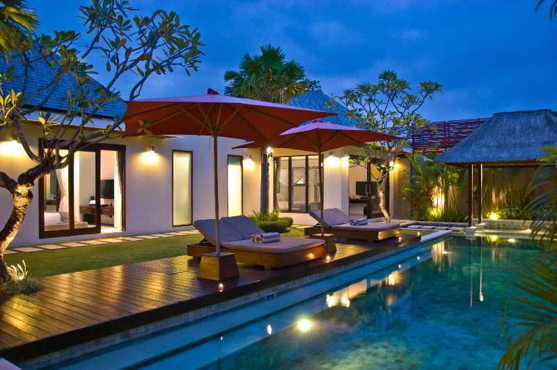 विला Chandra Bali